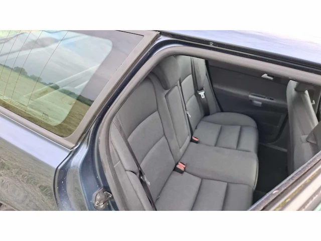 Volvo - 2005 - v50 - 1.8 elite - 81-rn-rk - afbeelding 4 van  14