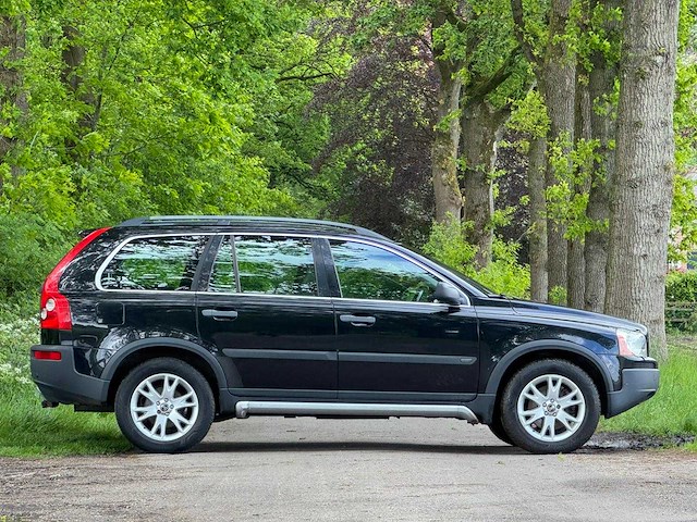 Volvo - 2005 - xc90 - 2.5 t momentum - j-162-ff - afbeelding 18 van  22