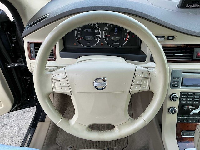 Volvo - 2006 - s80 - 2.5 t summum - personenauto (40-th-tv) - afbeelding 6 van  26