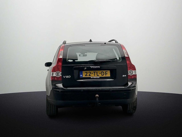 Volvo - 2006 - v50 - 2.4i - personenauto - afbeelding 15 van  17