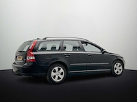 Volvo - 2006 - v50 - 2.4i - personenauto - afbeelding 17 van  17