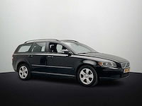 Volvo - 2006 - v50 - 2.4i - personenauto - afbeelding 3 van  17