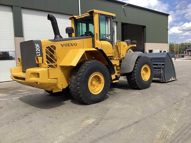 Volvo - 2009 - l120f - shovel - afbeelding 2 van  32