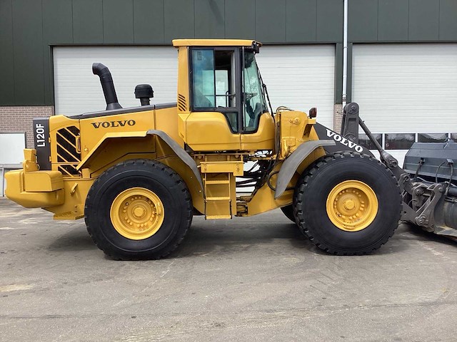 Volvo - 2009 - l120f - shovel - afbeelding 3 van  32