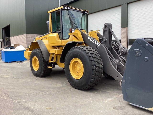 Volvo - 2009 - l120f - shovel - afbeelding 4 van  32
