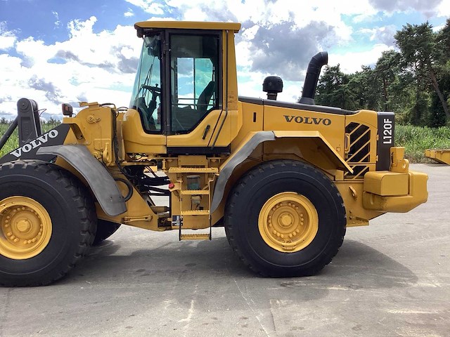 Volvo - 2009 - l120f - shovel - afbeelding 29 van  32