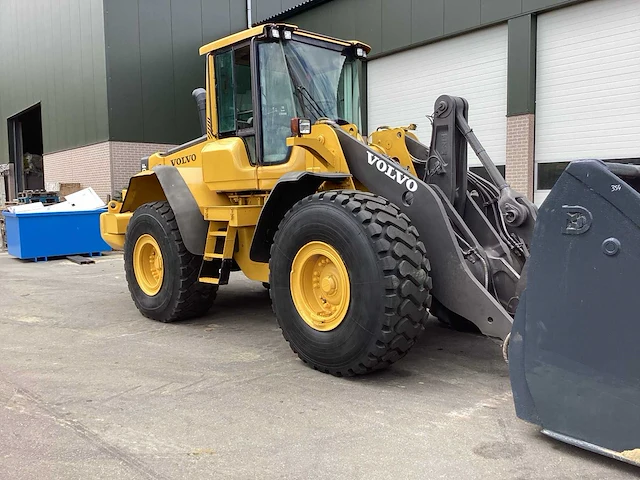 Volvo - 2009 - l120f - shovel - afbeelding 4 van  32