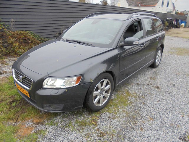 Volvo - 2009 - v50 - 2.0d - 24-kzx-8 - afbeelding 1 van  14