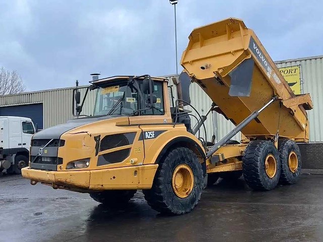 Volvo - 2011 - a25f dumper 6x6 ce - overige grondverzetapparatuur - afbeelding 1 van  3
