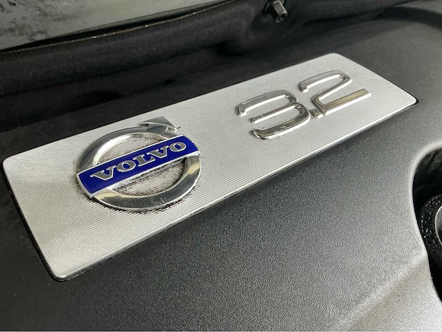 Volvo - 2011 - xc60 - 3.2 awd momentum - afbeelding 6 van  32