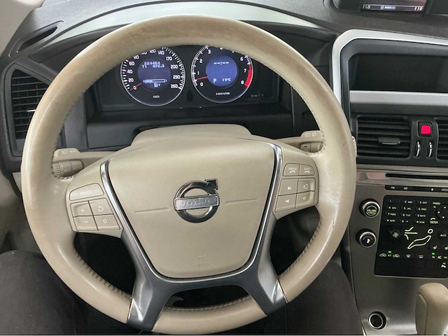 Volvo - 2011 - xc60 - 3.2 awd momentum - afbeelding 10 van  32