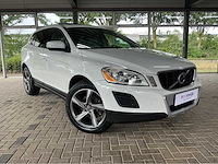 Volvo - 2011 - xc60 - 3.2 awd momentum - afbeelding 23 van  32