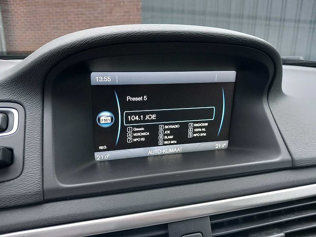 Volvo - 2012 - v70 - 1.6 d momentum - personenauto - afbeelding 2 van  20