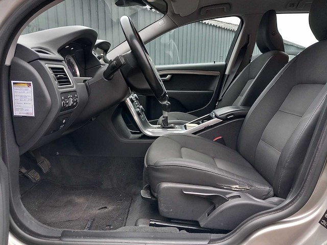Volvo - 2012 - v70 - 1.6 d momentum - personenauto - afbeelding 15 van  20