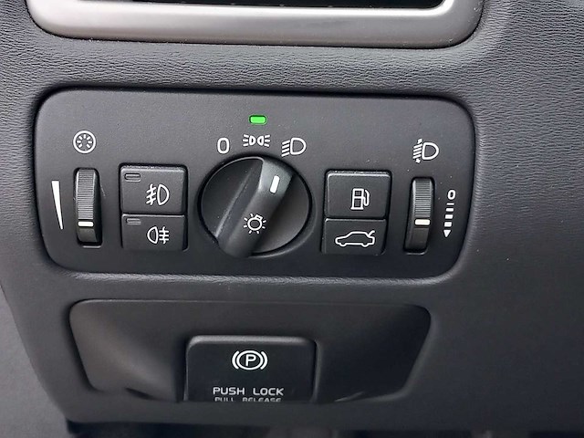 Volvo - 2012 - v70 - 1.6 d momentum - personenauto - afbeelding 20 van  20