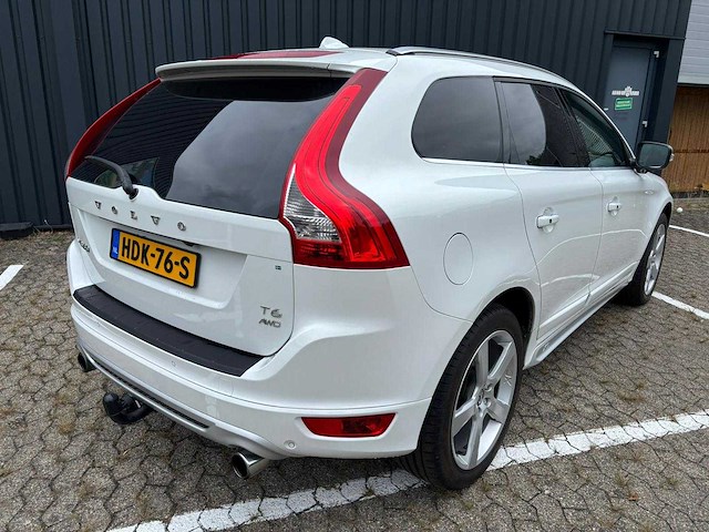 Volvo - 2012 - xc60 - 3.0 t6 awd summum - hdk-76-s - afbeelding 13 van  18