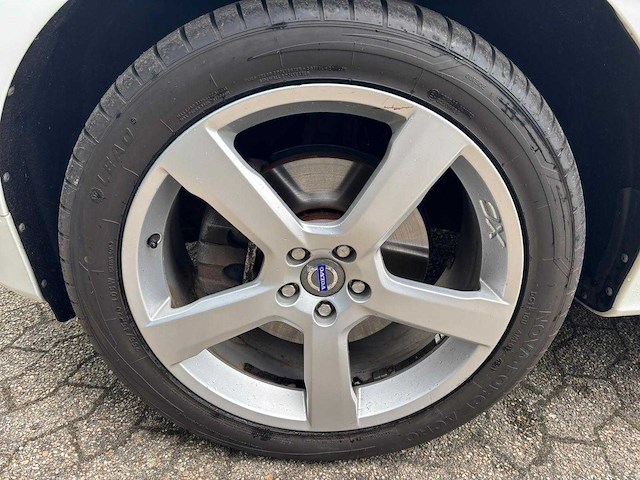 Volvo - 2012 - xc60 - 3.0 t6 awd summum - hdk-76-s - afbeelding 15 van  18