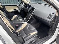 Volvo - 2012 - xc60 - 3.0 t6 awd summum - hdk-76-s - afbeelding 7 van  18
