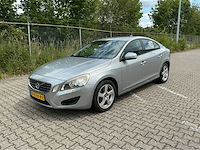 Volvo - 2013 - s60 - 1.6 t3 kinetic - personenauto - afbeelding 1 van  19