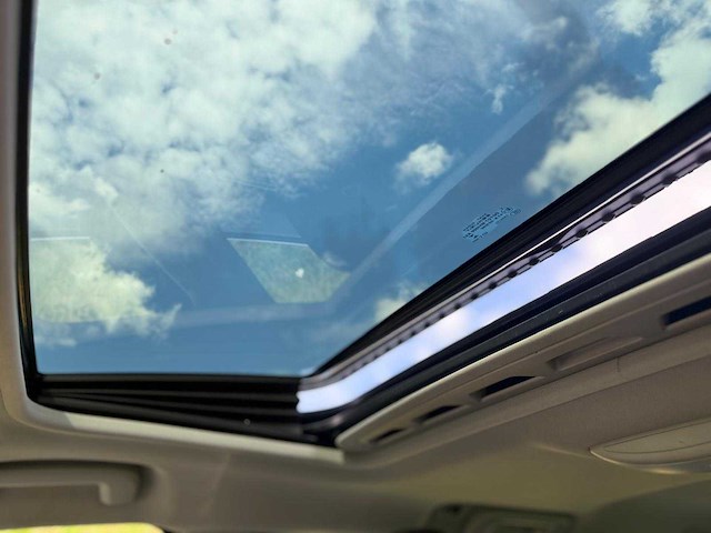 Volvo - 2013 - v60 - 2.4 d6 awd pl.i sum. - 7-szh-17 - afbeelding 5 van  15