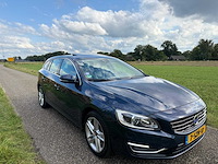 Volvo - 2013 - v60 - 2.4 d6 awd pl.i sum. - 7-szh-17 - afbeelding 9 van  15