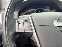 Volvo - 2013 - v60 - 2.4 d6 awd pl.i sum. - personenauto - afbeelding 3 van  16