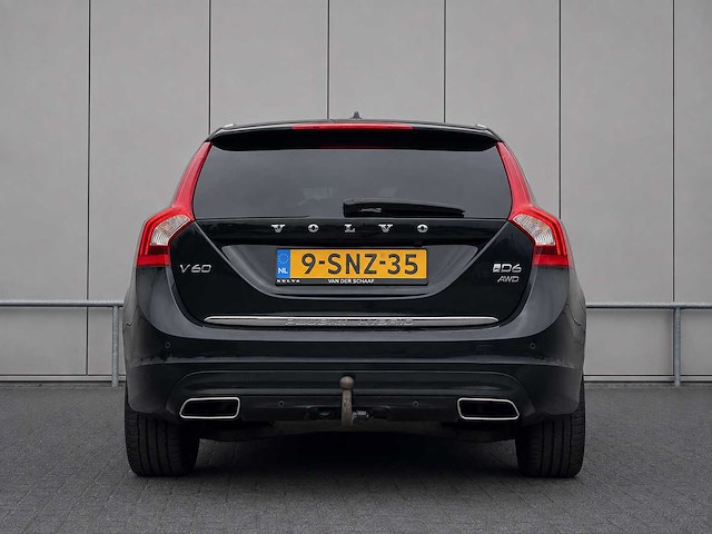 Volvo - 2013 - v60 - 2.4 d6 awd pl.i sum. - personenauto - afbeelding 13 van  16