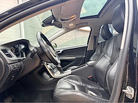 Volvo - 2013 - v60 - 2.4 d6 awd pl.i sum. - personenauto - afbeelding 15 van  16