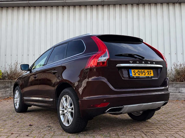 Volvo - 2013 - xc60 - 3.0 t6 r-design - personenauto - afbeelding 17 van  20