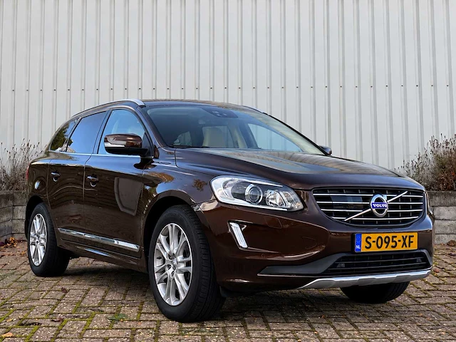 Volvo - 2013 - xc60 - 3.0 t6 r-design - personenauto - afbeelding 14 van  20