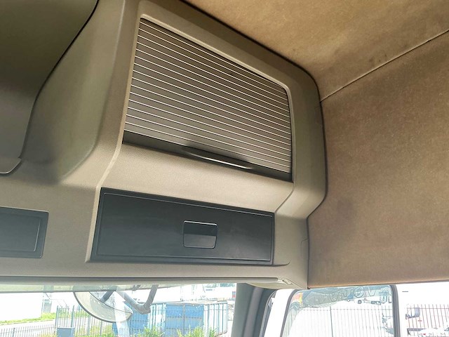 Volvo - 2014 - fm370 - vrachtwagen - afbeelding 12 van  29