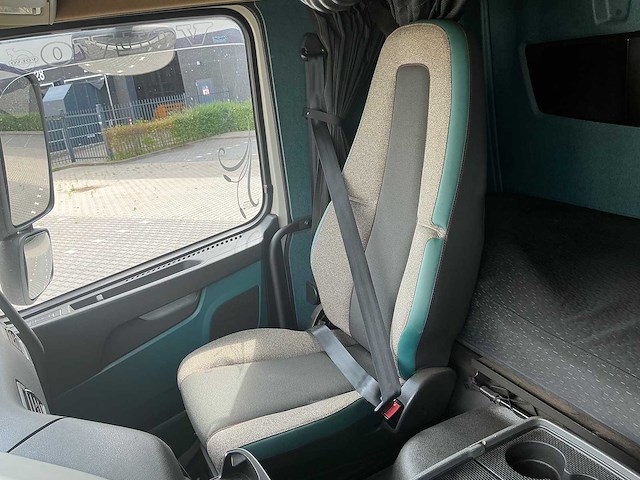 Volvo - 2014 - fm370 - vrachtwagen - afbeelding 14 van  29