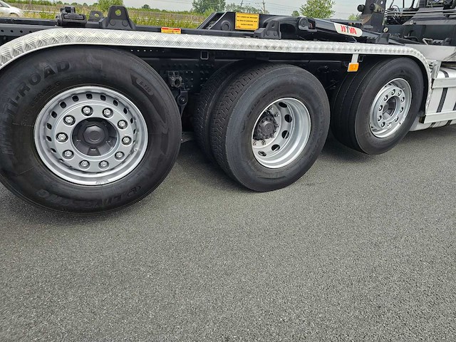 Volvo - 2015 - fm 420 8x2 - vrachtwagen - afbeelding 10 van  38