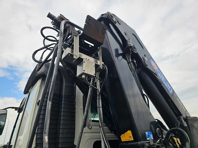 Volvo - 2015 - fm 420 8x2 - vrachtwagen - afbeelding 21 van  28