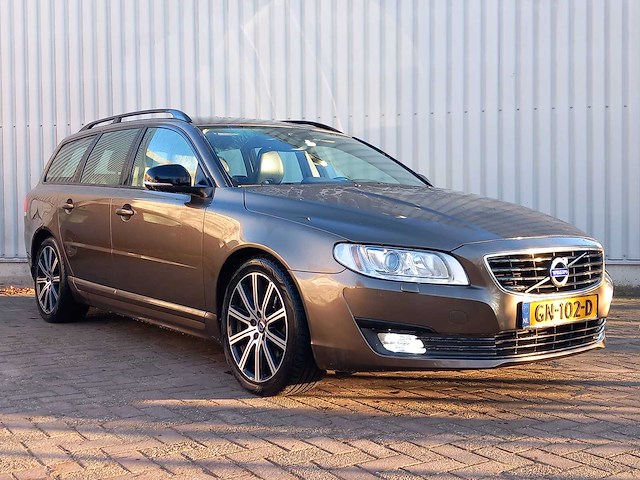 Volvo - 2015 - v70 - 2.0 d4 dynamic edition - euro6 - personenauto - afbeelding 1 van  23