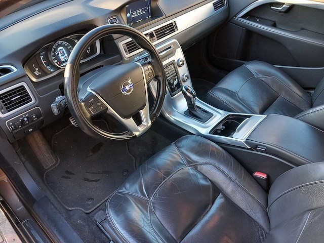 Volvo - 2015 - v70 - 2.0 d4 dynamic edition - euro6 - personenauto - afbeelding 18 van  23