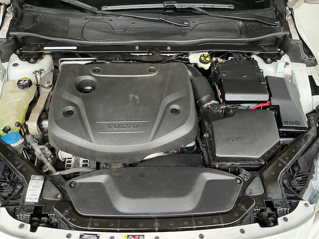 Volvo - 2016 - v40 - 2.0 d4 inscription - marge auto - afbeelding 7 van  32