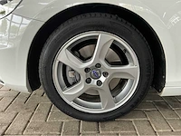 Volvo - 2016 - v40 - 2.0 d4 inscription - marge auto - afbeelding 2 van  32