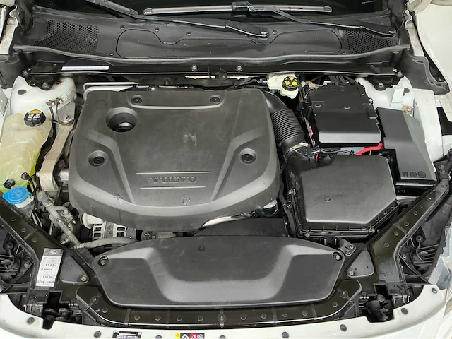 Volvo - 2016 - v40 - 2.0 d4 inscription - marge auto - afbeelding 7 van  32