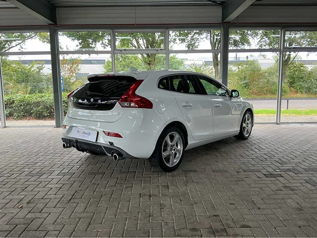 Volvo - 2016 - v40 - 2.0 d4 inscription - marge auto - afbeelding 29 van  32