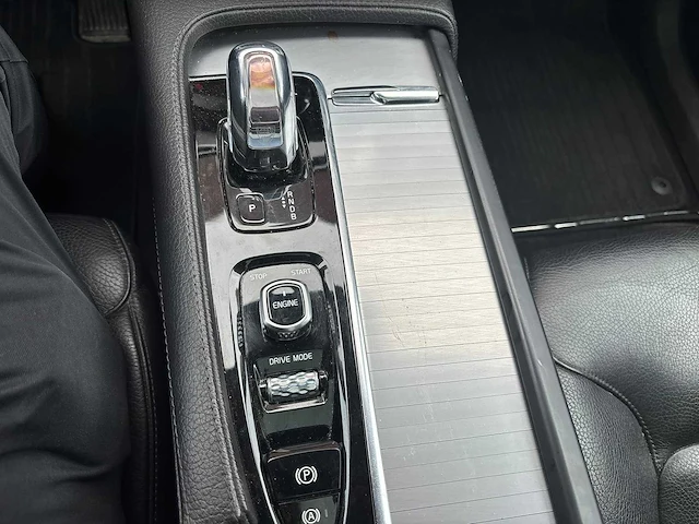 Volvo - 2016 - xc90 - 2.0 t8 te awd momen. - automaat - personenauto - afbeelding 9 van  24