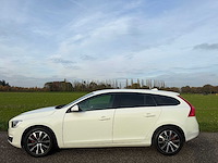 Volvo - 2018 - v60 - 2.0 t3 polar+ dyn. - afbeelding 13 van  14