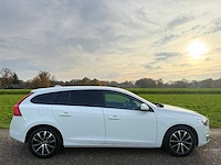 Volvo - 2018 - v60 - 2.0 t3 polar+ dyn. - afbeelding 9 van  14
