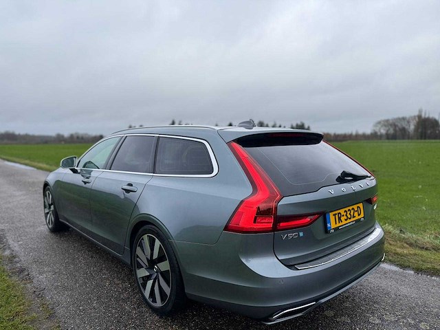 Volvo - 2018 - v90 - 2.0 d3 r-design - tr-332-d - afbeelding 17 van  18