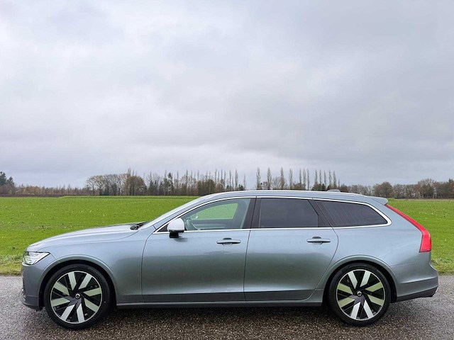 Volvo - 2018 - v90 - 2.0 d3 r-design - tr-332-d - afbeelding 18 van  18