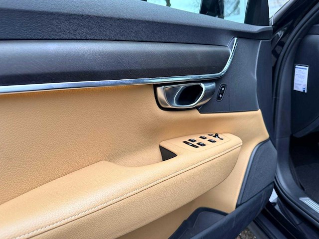 Volvo - 2018 - v90 cross country - 2.0 t5 90th ann. ed. - sb-127-v - afbeelding 5 van  15