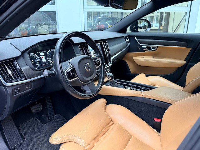 Volvo - 2018 - v90 cross country - 2.0 t5 90th ann. ed. - sb-127-v - afbeelding 14 van  15