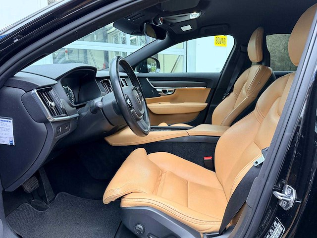 Volvo - 2018 - v90 cross country - 2.0 t5 90th ann. ed. - sb-127-v - afbeelding 13 van  15