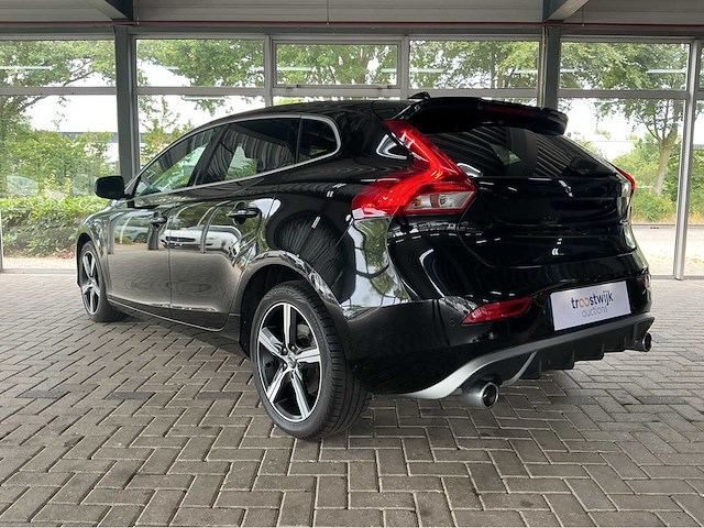 Volvo - 2019 - v40 - 1.5 t3 polar+ sport - btw auto - afbeelding 2 van  35