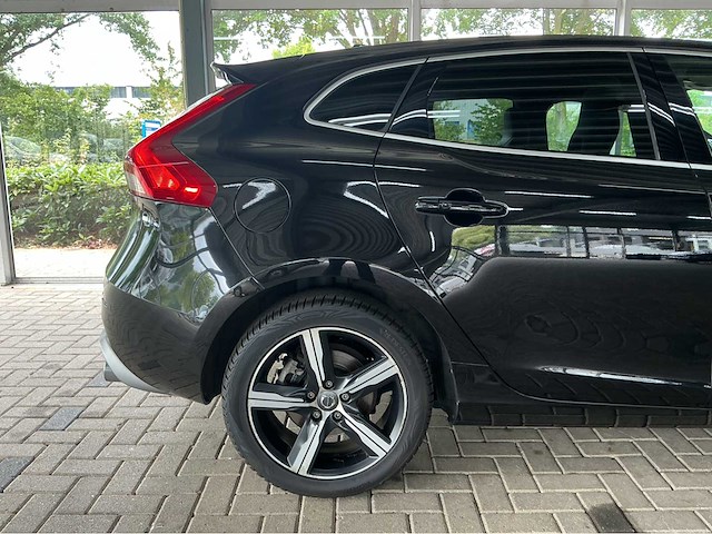 Volvo - 2019 - v40 - 1.5 t3 polar+ sport - btw auto - afbeelding 4 van  35